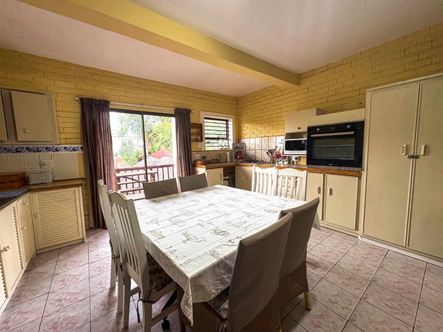 4 Bedroom Property for Sale in Stilbaai Wes Western Cape